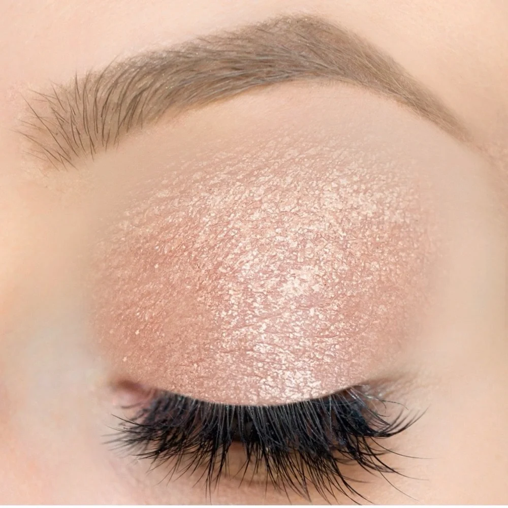 Shadow Sense by Senegence. Shade: Sandstone Pearl Glitter, NWT.